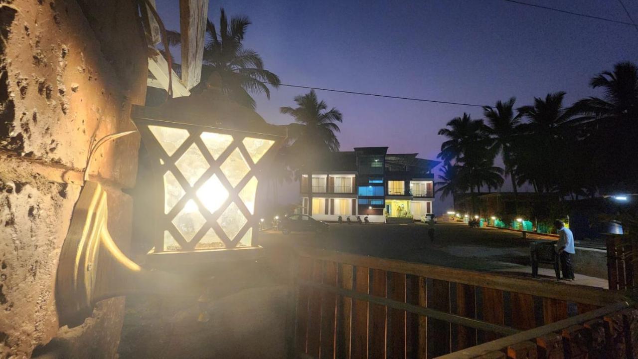 Coastal Bay Beach Resort Harnai Extérieur photo