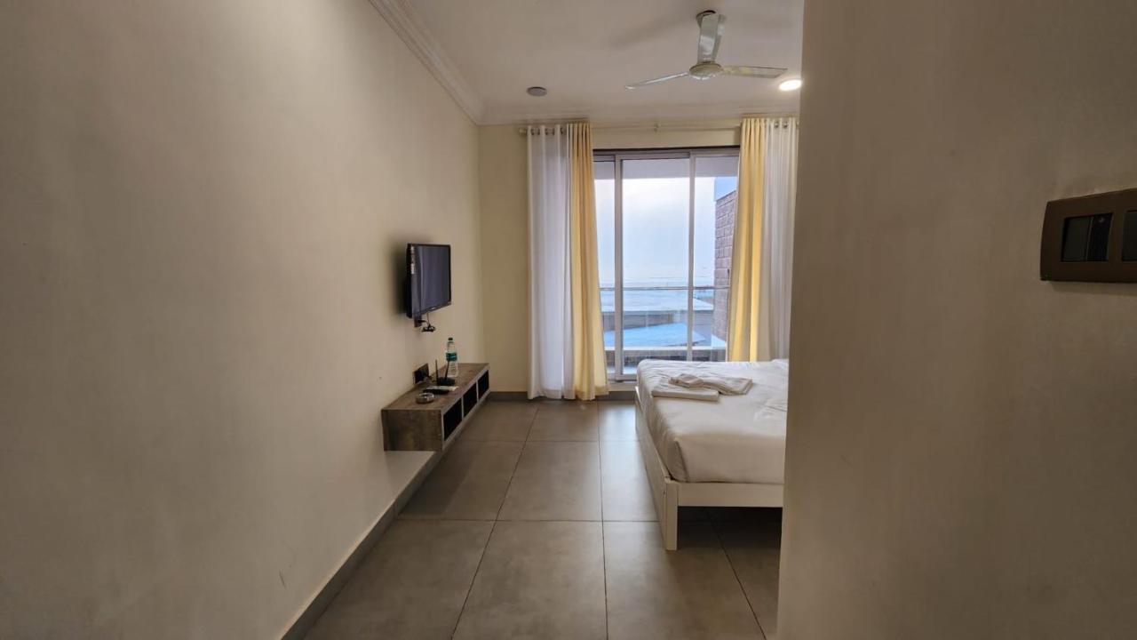 Coastal Bay Beach Resort Harnai Extérieur photo